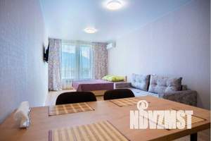 1-к квартира, посуточно, 40м2, 7/18 этаж