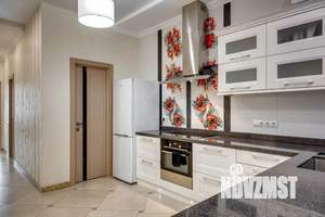 3-к квартира, посуточно, 95м2, 1/1 этаж