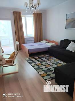 1-к квартира, посуточно, 40м2, 1/2 этаж