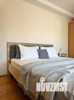 1-к квартира, посуточно, 49м2, 1/1 этаж