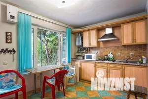 2-к квартира, посуточно, 61м2, 1/2 этаж