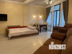 1-к квартира, посуточно, 65м2, 4/17 этаж