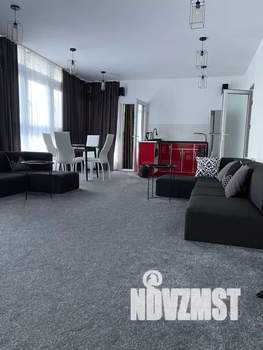 1-к квартира, посуточно, 85м2, 3/3 этаж