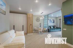 2-к квартира, посуточно, 67м2, 15/20 этаж