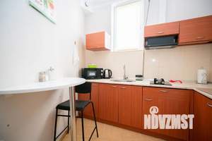 1-к квартира, посуточно, 38м2, 1/3 этаж