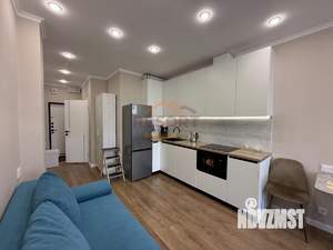 Студия квартира, посуточно, 35м2, 5/8 этаж