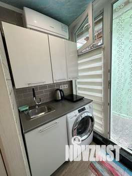 Студия квартира, посуточно, 15м2, 1/1 этаж