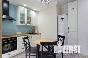 2-к квартира, посуточно, 67м2, 8/19 этаж