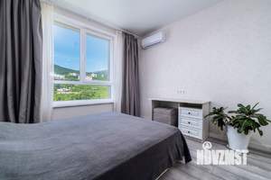 Студия квартира, посуточно, 35м2, 17/18 этаж