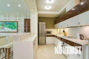 5-к квартира, посуточно, 221м2, 4/4 этаж