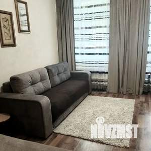 2-к квартира, посуточно, 40м2, 1/2 этаж