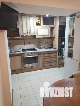 2-к квартира, посуточно, 45м2, 3/3 этаж