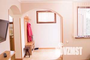 3-к квартира, посуточно, 60м2, 1/2 этаж