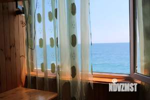 Студия квартира, посуточно, 40м2, 2/2 этаж