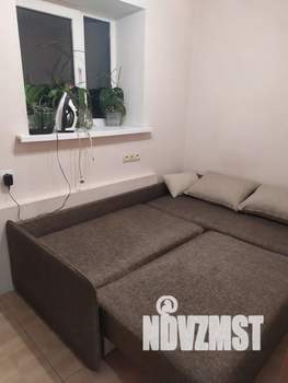 2-к квартира, посуточно, 45м2, 3/3 этаж