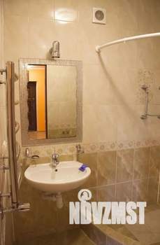 Студия квартира, посуточно, 30м2, 1/3 этаж
