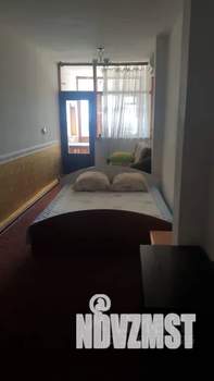 1-к квартира, посуточно, 30м2, 1/2 этаж