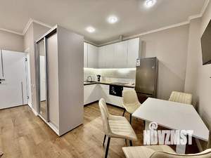 Студия квартира, посуточно, 35м2, 5/8 этаж