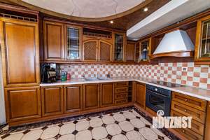 3-к квартира, посуточно, 240м2, 1/1 этаж