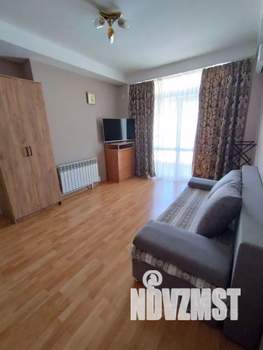 1-к квартира, посуточно, 39м2, 3/5 этаж