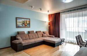 2-к квартира, посуточно, 77м2, 6/12 этаж
