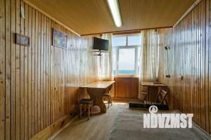 Студия квартира, посуточно, 40м2, 2/2 этаж