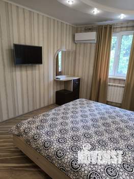 2-к квартира, посуточно, 60м2, 3/3 этаж