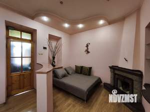 Студия квартира, посуточно, 30м2, 1/3 этаж
