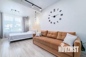 Студия квартира, посуточно, 35м2, 17/18 этаж