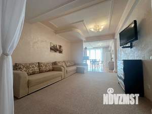 1-к квартира, посуточно, 62м2, 2/3 этаж