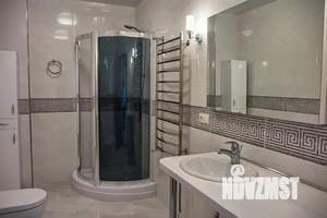 2-к квартира, посуточно, 85м2, 1/1 этаж