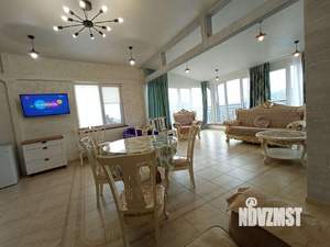 3-к квартира, посуточно, 80м2, 1/1 этаж