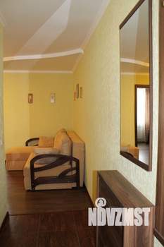 2-к квартира, посуточно, 45м2, 4/5 этаж