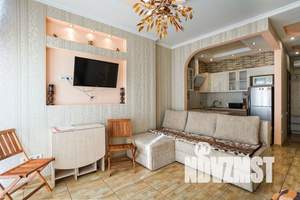 1-к квартира, посуточно, 35м2, 3/6 этаж