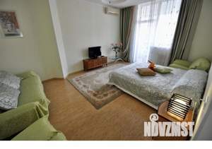 2-к квартира, посуточно, 80м2, 1/1 этаж