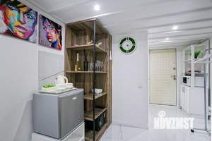 Студия квартира, посуточно, 40м2, 1/8 этаж