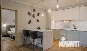 3-к квартира, посуточно, 91м2, -1/3 этаж