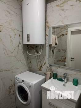 Студия квартира, посуточно, 40м2, 8/11 этаж