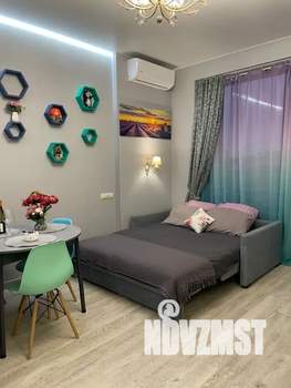 Студия квартира, посуточно, 39м2, 3/6 этаж