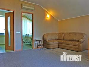 1-к квартира, посуточно, 50м2, 3/3 этаж