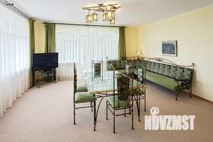 1-к квартира, посуточно, 120м2, 1/1 этаж
