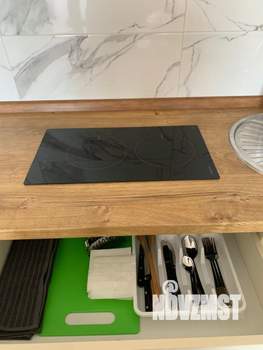 Студия квартира, посуточно, 30м2, 1/3 этаж
