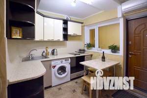 1-к квартира, посуточно, 32м2, 4/5 этаж