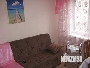 2-к квартира, посуточно, 40м2, 3/3 этаж