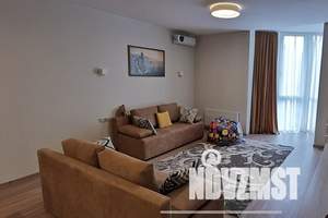 2-к квартира, посуточно, 65м2, 2/14 этаж