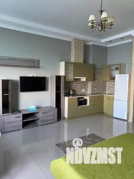 Студия квартира, посуточно, 50м2, 5/6 этаж