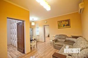 3-к квартира, посуточно, 68м2, 2/2 этаж