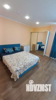 Студия квартира, посуточно, 37м2, 4/7 этаж