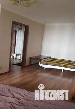 1-к квартира, посуточно, 40м2, 3/9 этаж