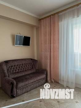 Студия квартира, посуточно, 37м2, 5/10 этаж